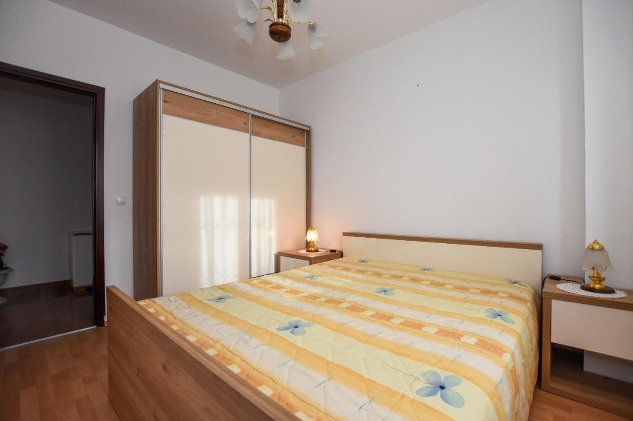 Apartments Luce - Family Friendly & Parking Pag Town Εξωτερικό φωτογραφία